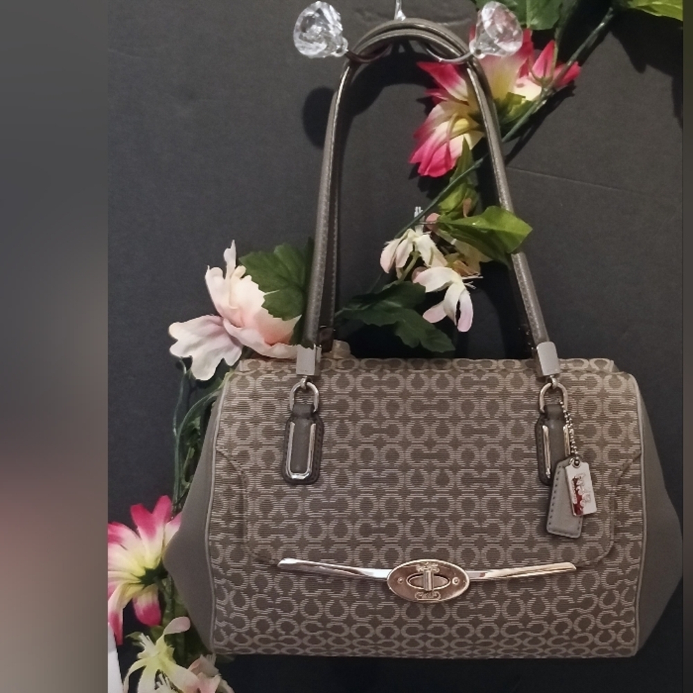 Coach Madison Op Art Gray Shoulder Bag - Picture 7 of 10